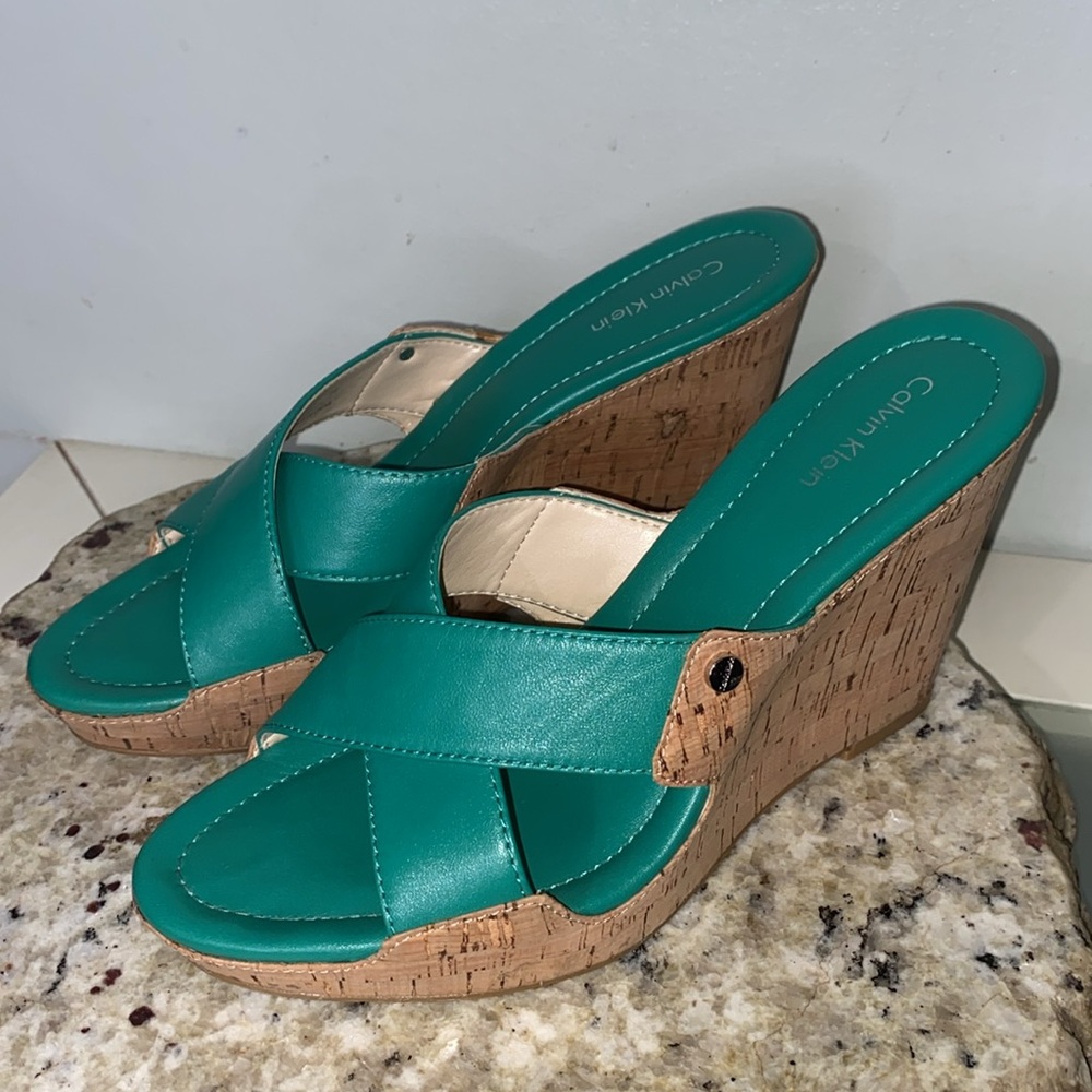 Calvin Klein EVAH Crisscross Cork Wedge Heel Open Toe Sandals Teal Size 8 - Picture 16 of 16
